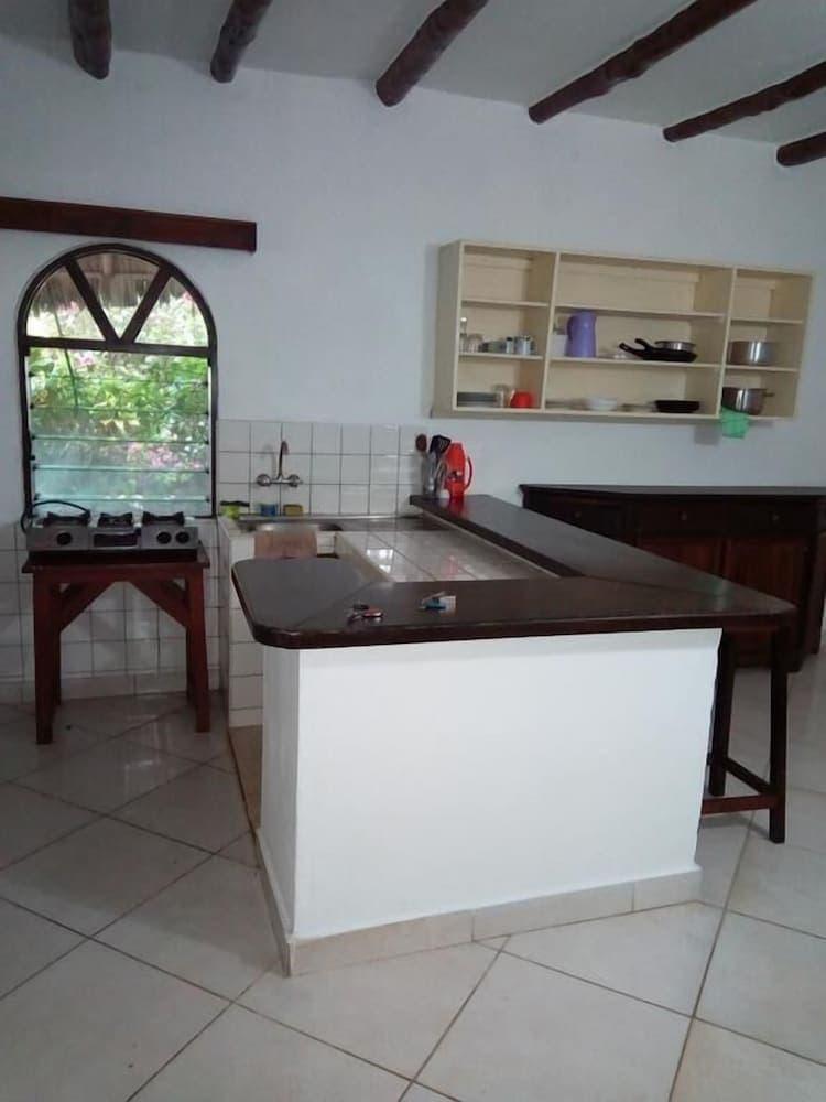 Fastcare Luxury Apartments/Villas