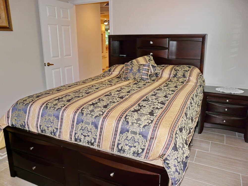 670 Club Marco Circle, Unit 102