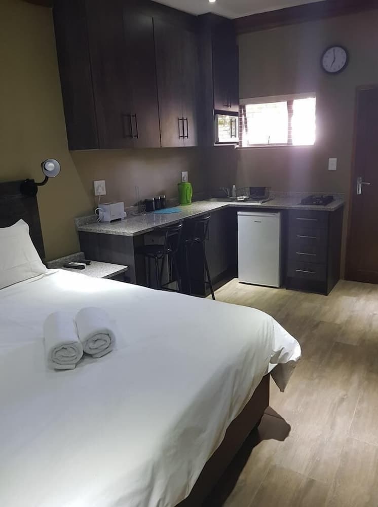 La Lucia Guest House