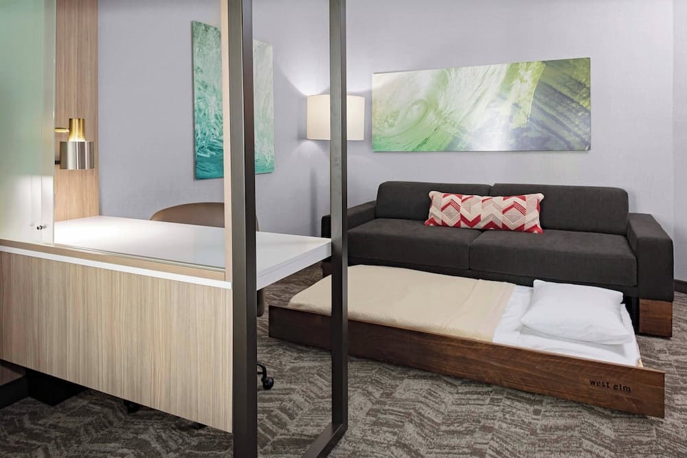 SpringHill Suites by Marriott Kansas City Plaza