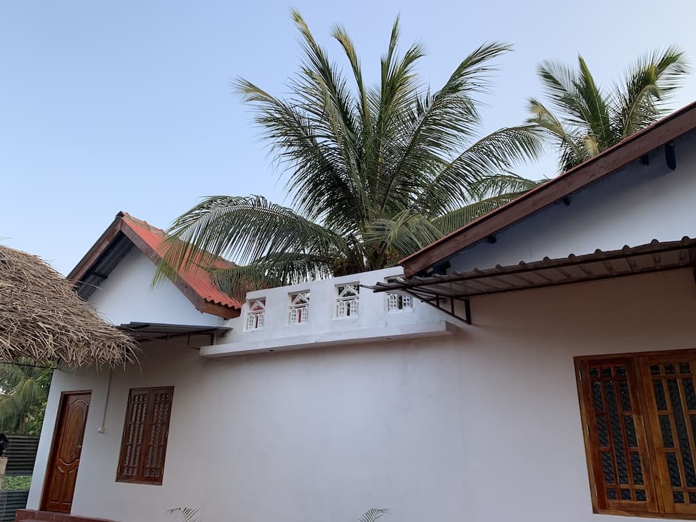 Palm view inn-Nilaveli