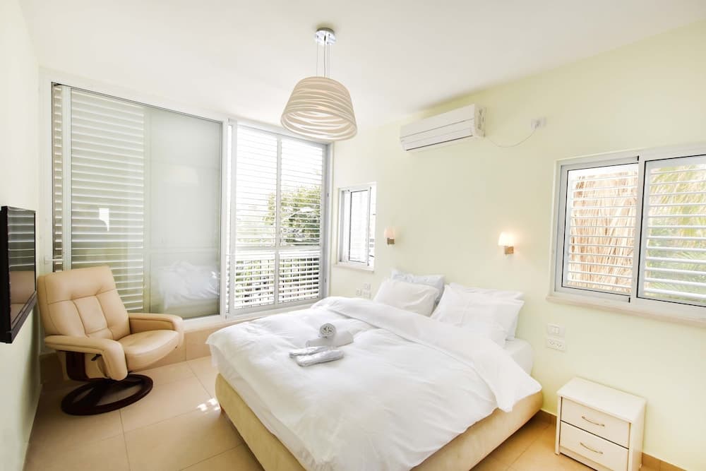 Gordon Beach Luxury PRK Stay at My Place