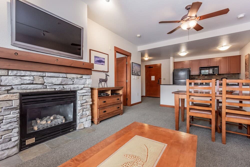 Village #3310 Lincoln House