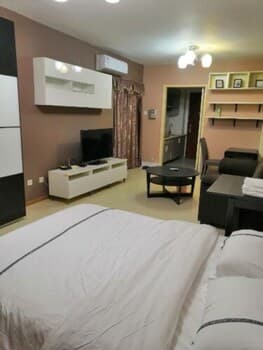 Leju 68 Apartment Hotel