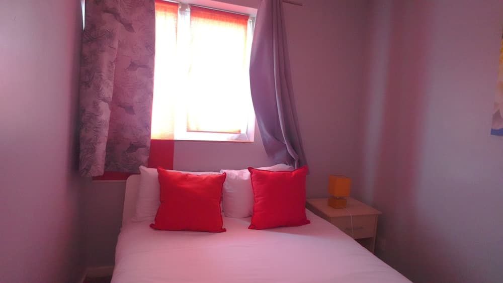 Huku Kwetu Eddiwick House