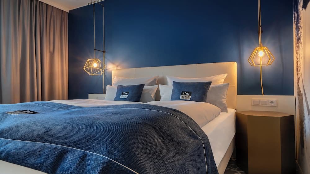 Holiday Inn - the niu, Ridge Halle Central Station by IHG