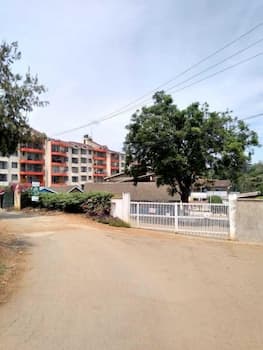 Travelers Oasis - Hostel