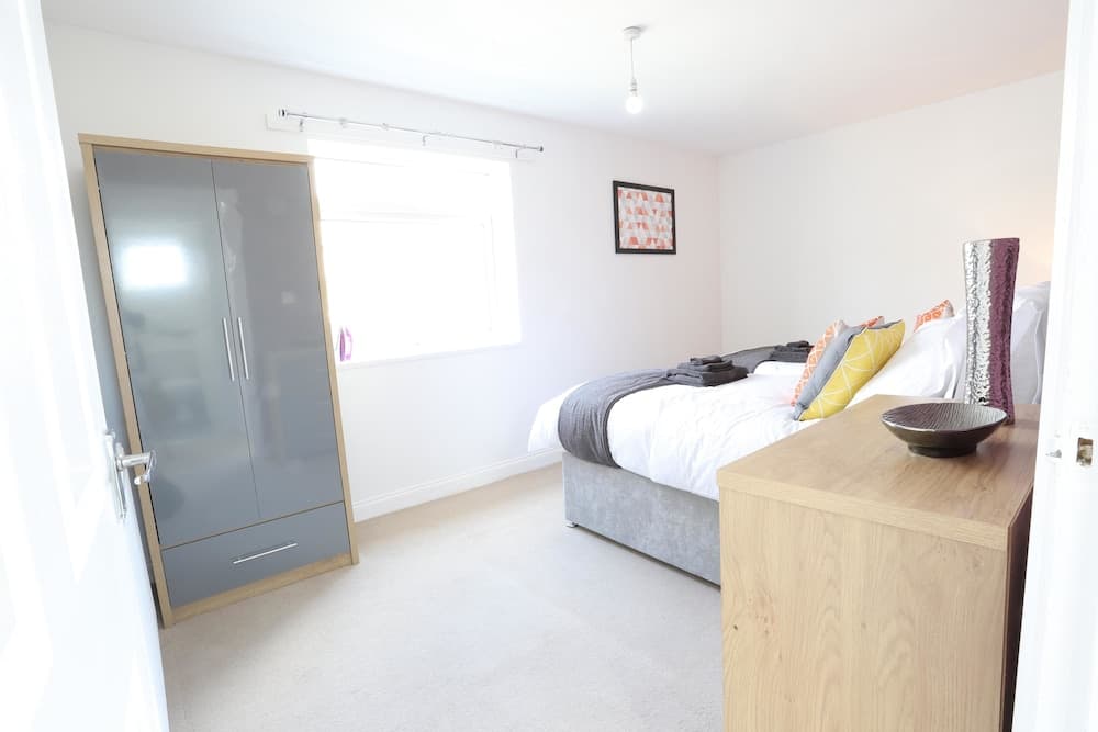 NEC - Airport Short Stay