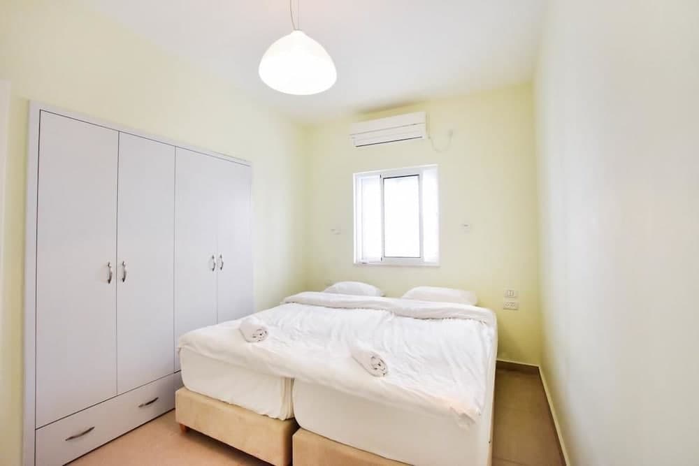 On Gordon Beach-Luxury- Stay at my Place