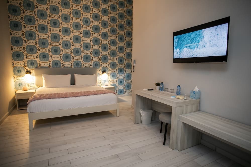 Trópica Beach Hotel