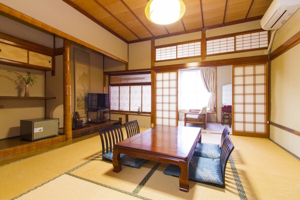 Takezono Ryokan
