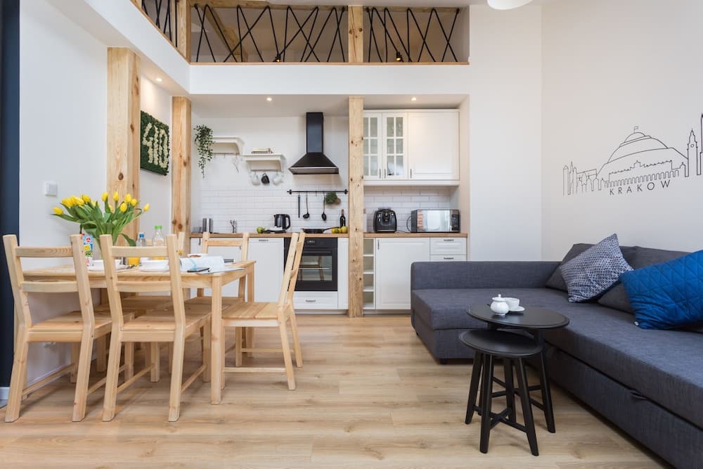 InPoint Apartments - Old Town near Market Square