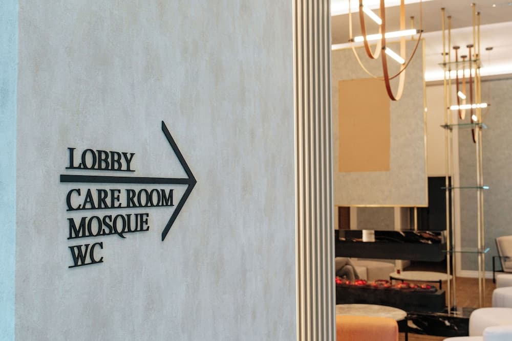 Empula Hotel & Residences