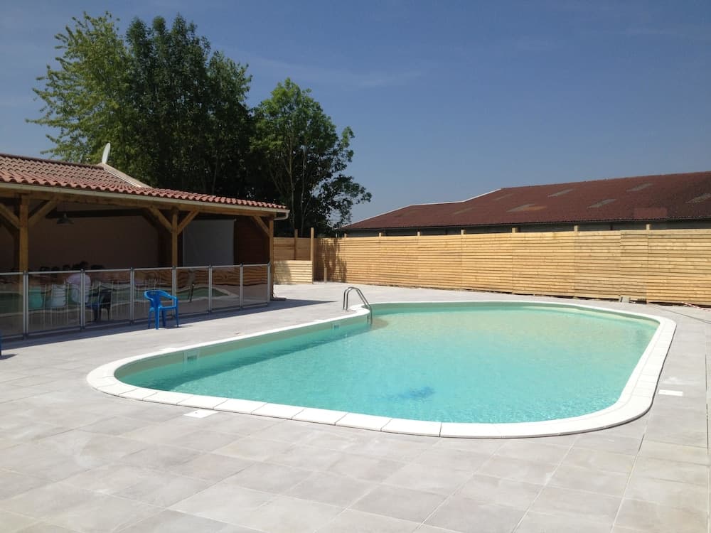 Camping La Croix Badeau Tentes équipées