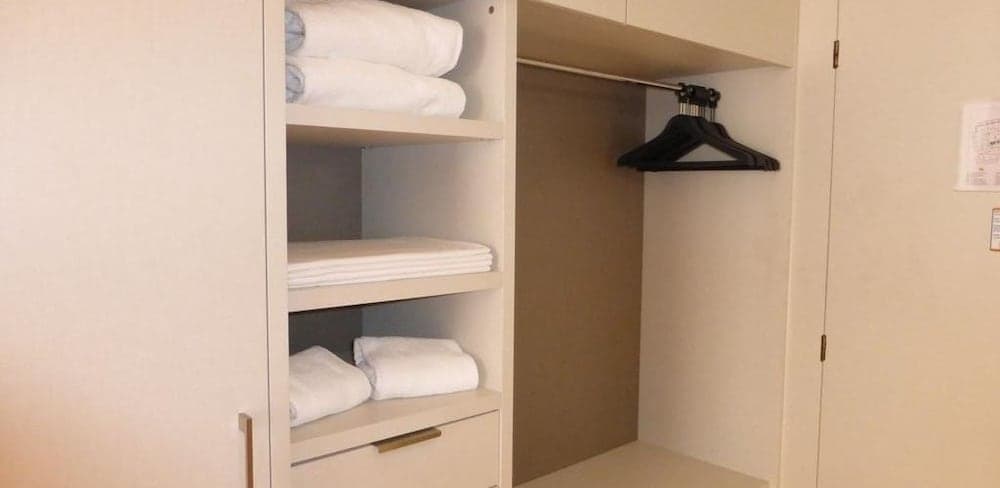 Apartamento familiar cerca de Port Avenuta