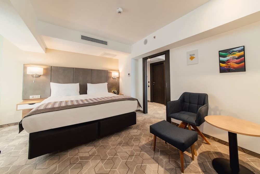 Holiday Inn Bucharest - Times by IHG