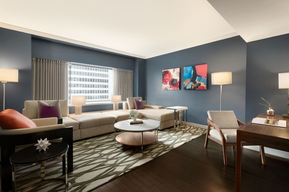 Fairmont The Queen Elizabeth Gold Experience