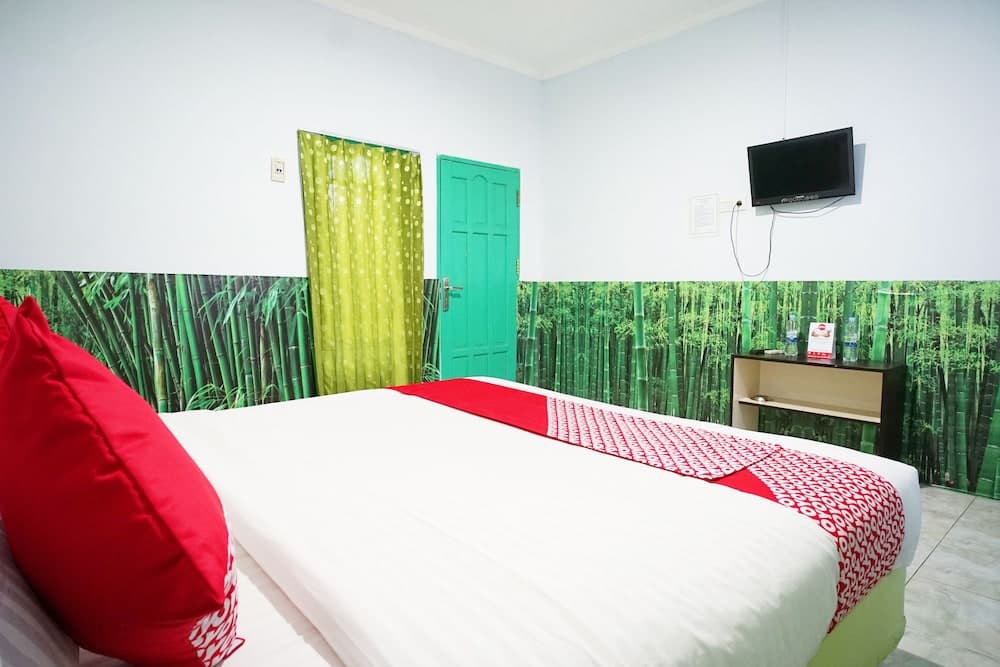 OYO 754 Nur Aziziah Guest House Syariah