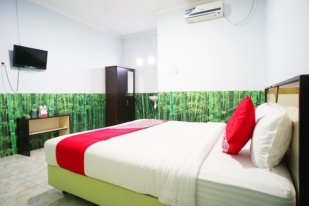 OYO 754 Nur Aziziah Guest House Syariah