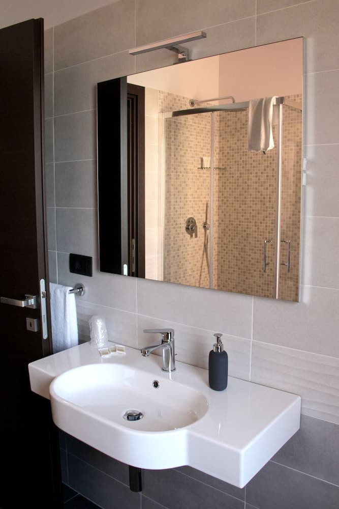 EasyRoom Frosinone B&B