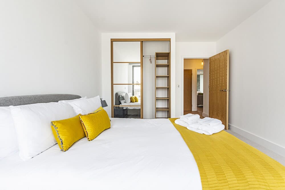 Stunning Brand New Westminster Apartment