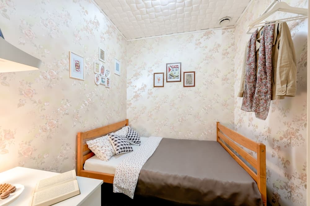 WonderHostel Central