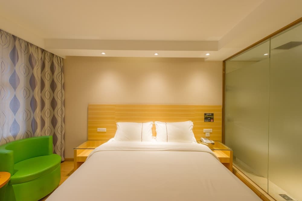 Guilin West Street Hotel