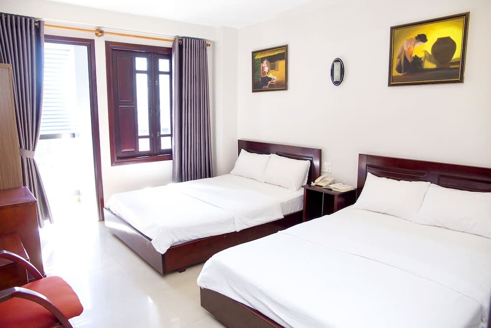 Long Beach Nha Trang Hotel