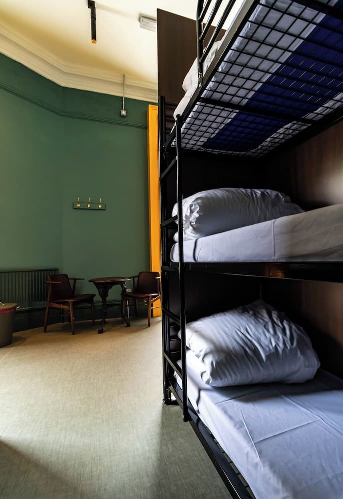 Publove The Rose & Crown