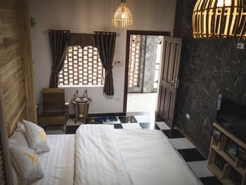 Ha Giang Historic House & tour