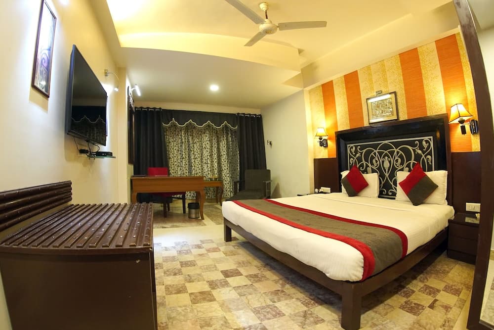 Hotel Venkatesh International