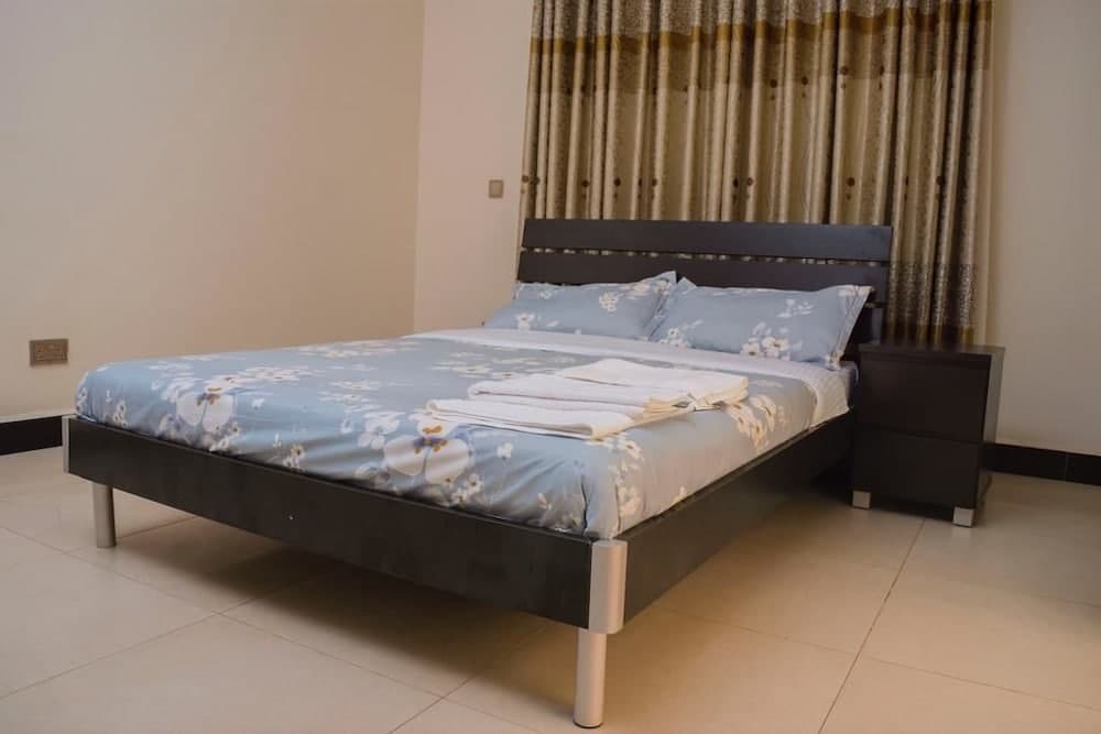 Marina Lake View Apartments