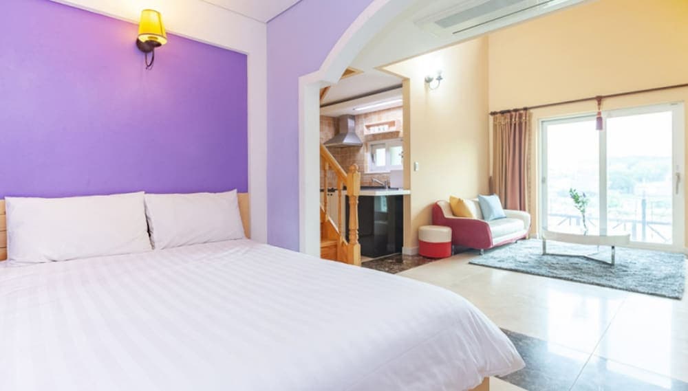 Gyeongju Woorinuri Pension