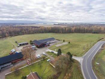 Tallbackens Gård & Vandrarhem - Hostel