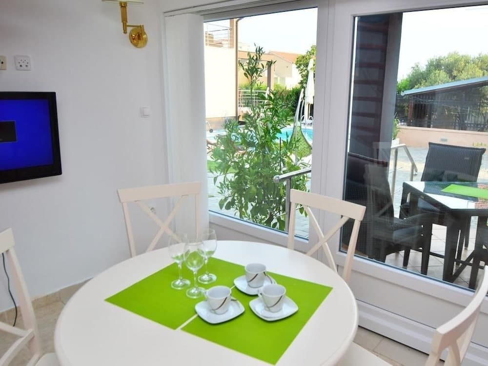 Holiday House Tina Tribunj