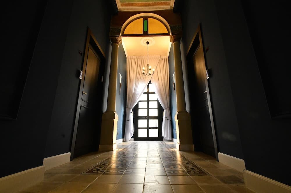 Jaffa King Gallery Boutique Hotel