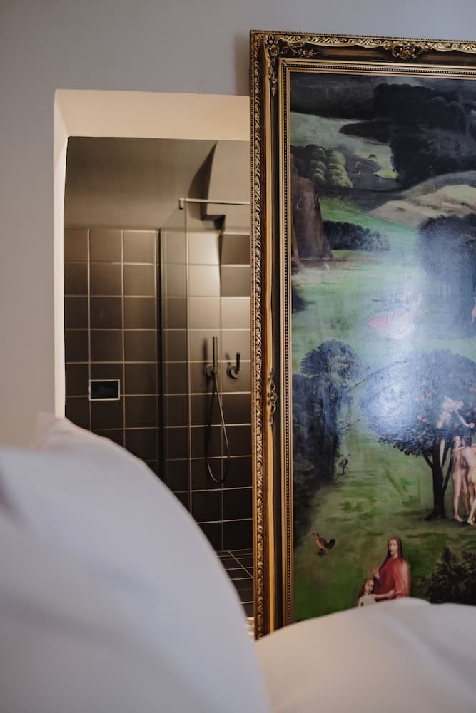 Monastery Garden Bistro & Rooms