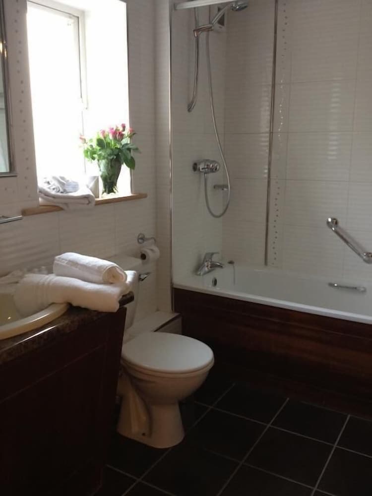 Ashford Court Boutique Hotel