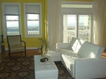 Wc407 East Palm Road, Unit 202