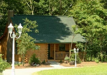 Cricket Hill Lodge & Cabins