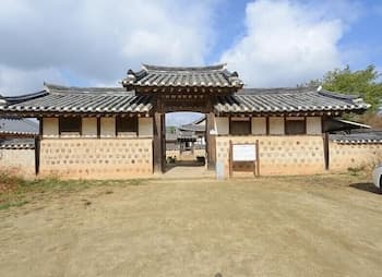 Suaedang Premium Traditional House