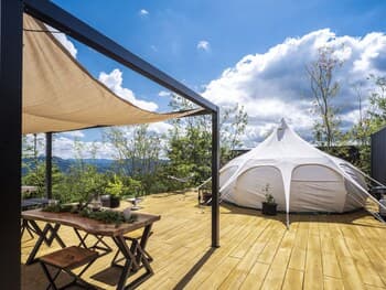 COMOREBI -yufuin onsen gramping-