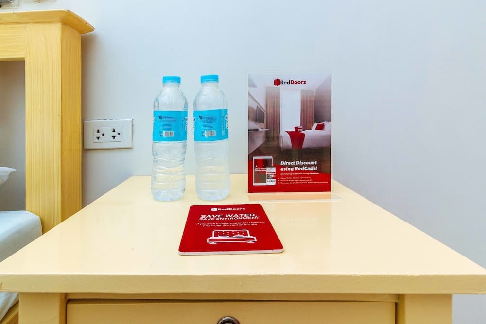 RedDoorz near Cebu Metropolitan Cathedral