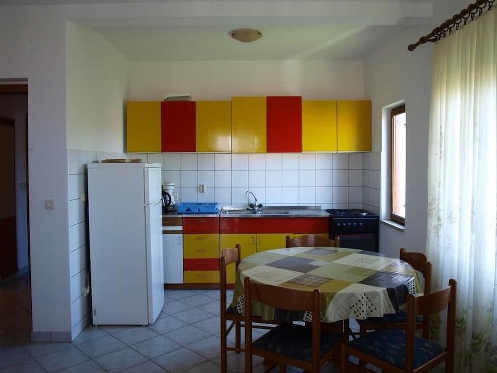 Apartments Janja Postira