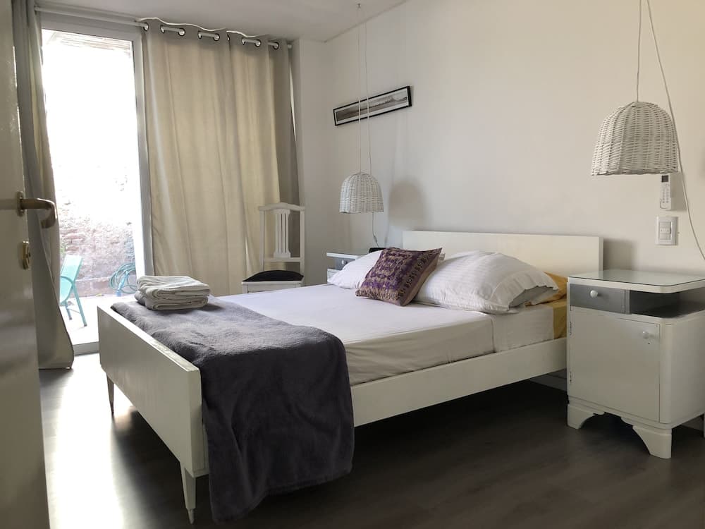 Warm comfortable house great location