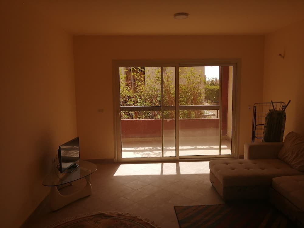 Hurghada New 2 BDR at Kamaria Compound