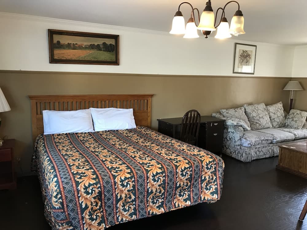 Sunshine Village Motel