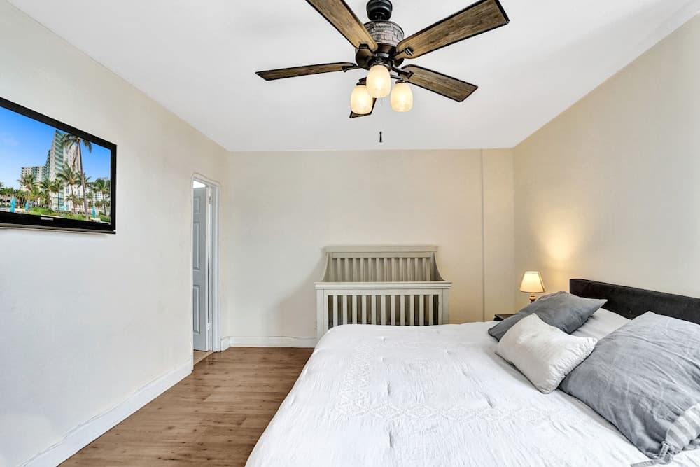 Lovely 2br/2 Bath Hollywood Beach!!!