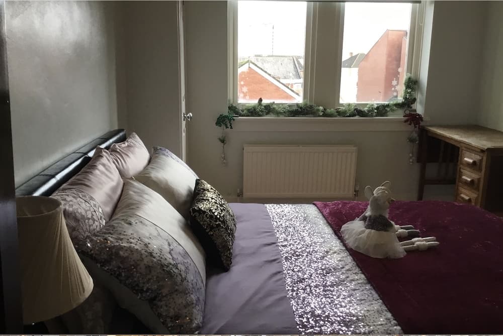 Fantastic 2 Bedroom Apartment Next to Green Park