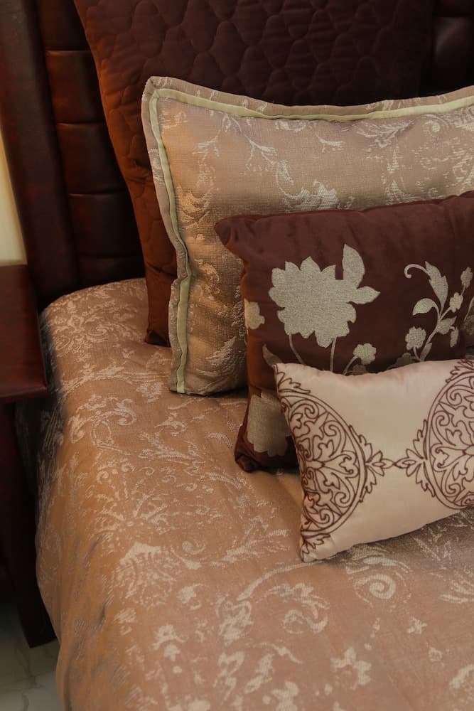 Zeller Court Apartelle